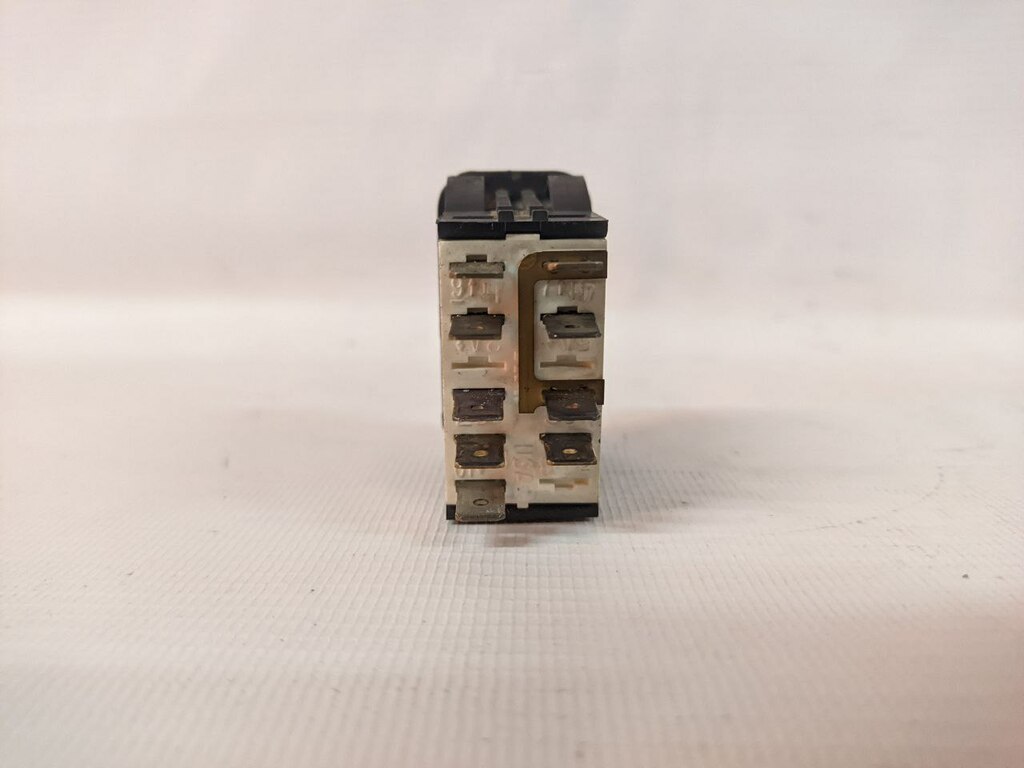клавиша круиз контроля б/у - 3